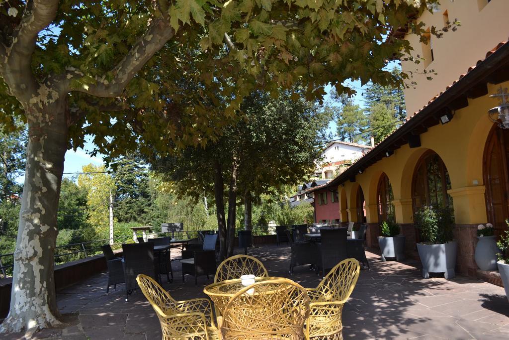 Hostal De La Gloria Viladrau Bagian luar foto