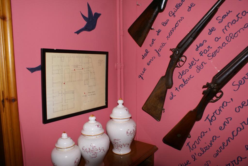 Hostal De La Gloria Viladrau Bagian luar foto