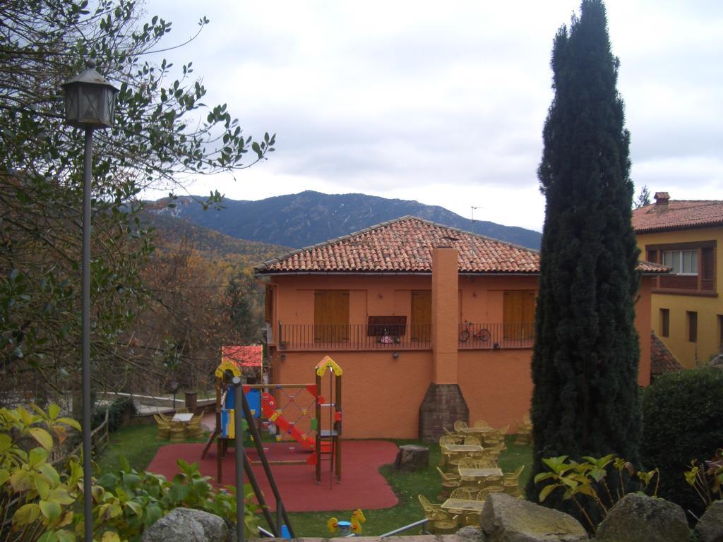 Hostal De La Gloria Viladrau Bagian luar foto