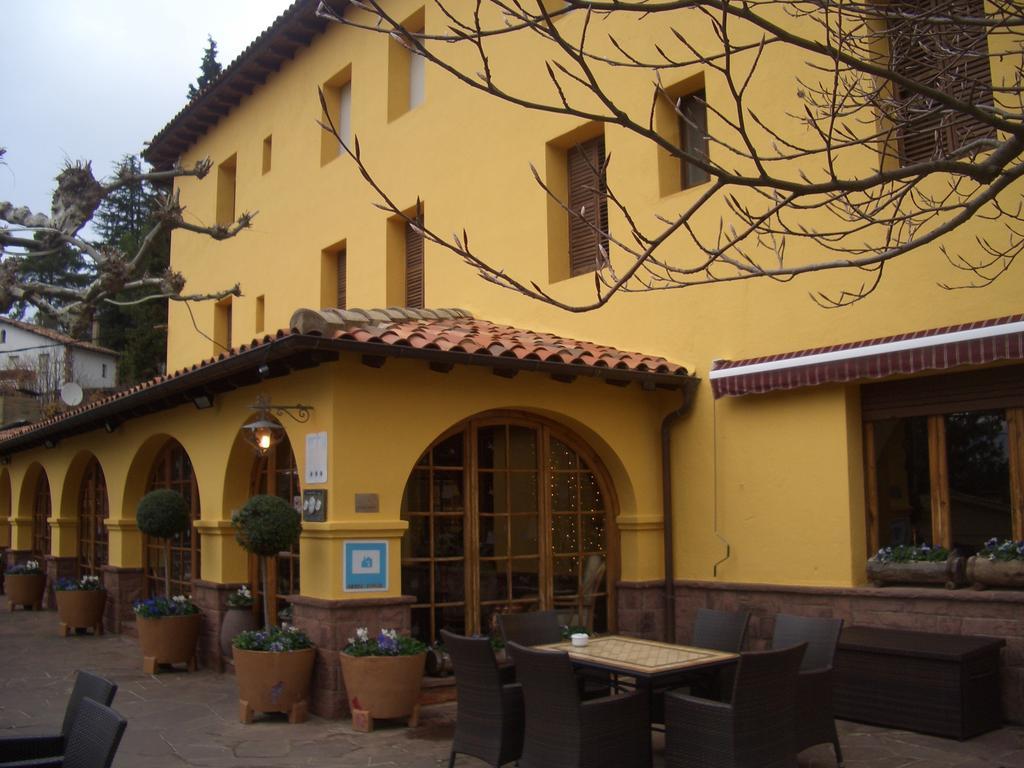 Hostal De La Gloria Viladrau Bagian luar foto
