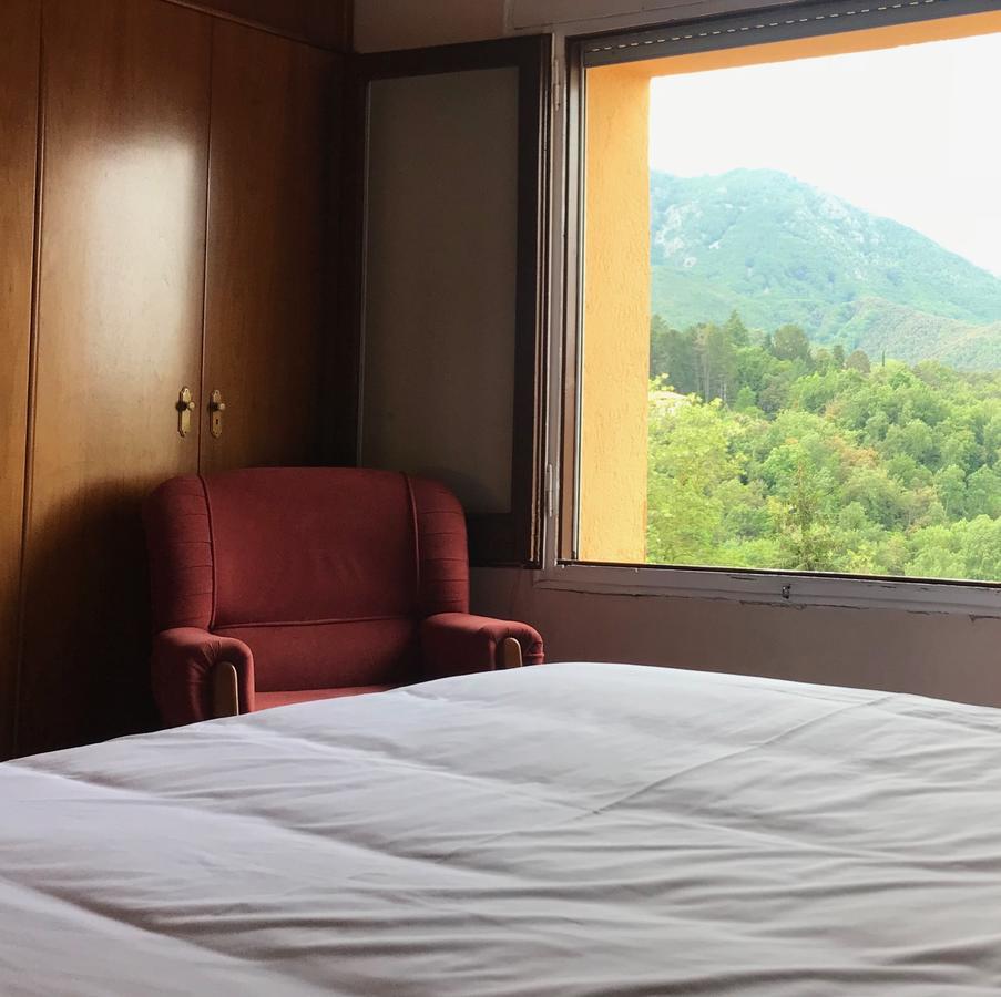 Hostal De La Gloria Viladrau Bagian luar foto