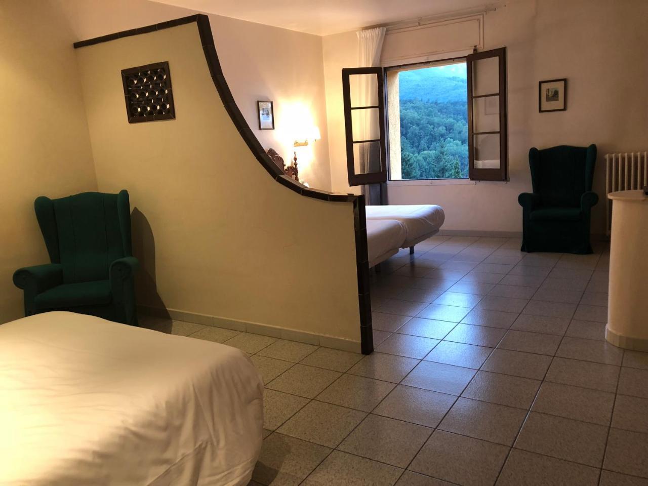 Hostal De La Gloria Viladrau Bagian luar foto