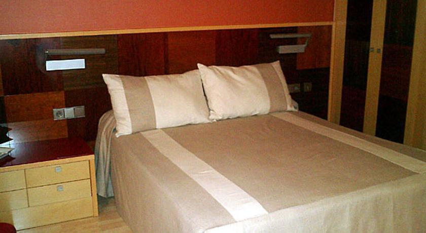 Hostal De La Gloria Viladrau Bagian luar foto