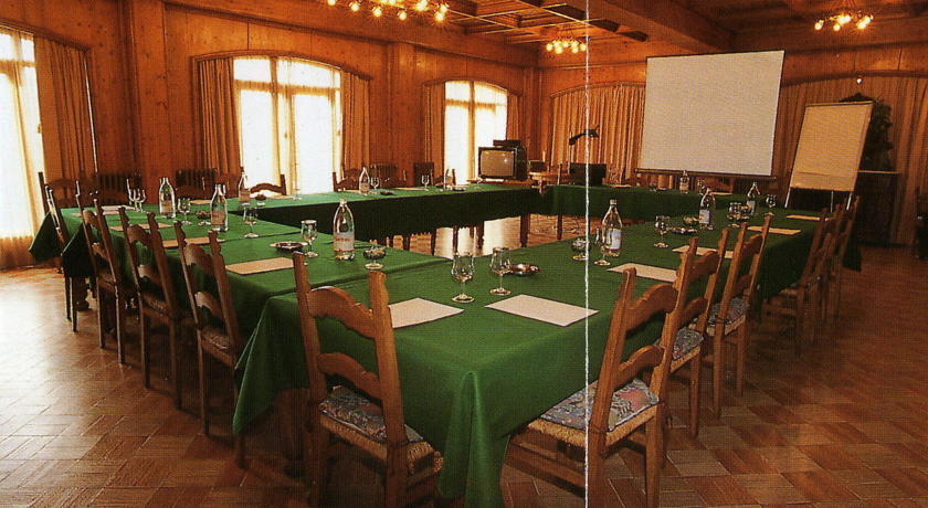 Hostal De La Gloria Viladrau Bagian luar foto
